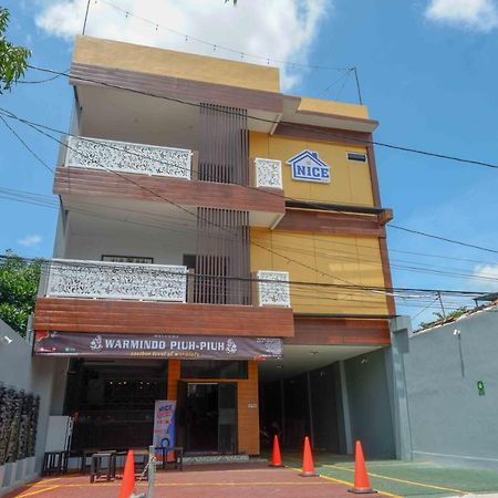Reddoorz Plus Near Patung Kuda Undip Jatingaleh Ngoại thất bức ảnh