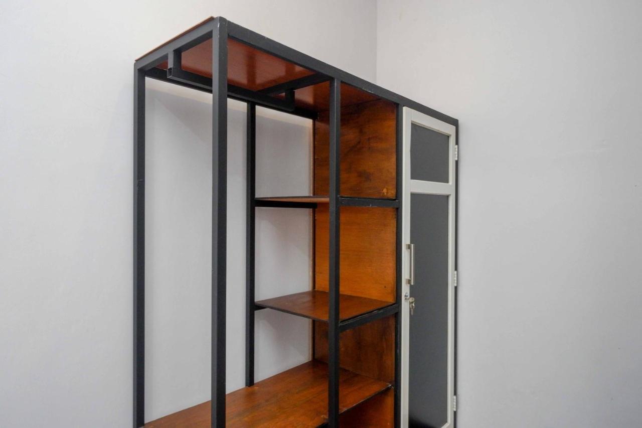 Reddoorz Plus Near Patung Kuda Undip Jatingaleh Ngoại thất bức ảnh