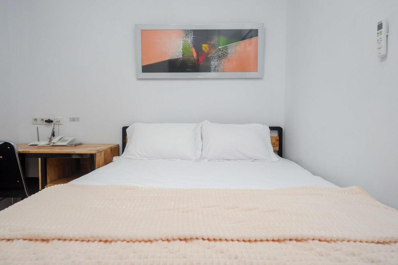 Reddoorz Plus Near Patung Kuda Undip Jatingaleh Ngoại thất bức ảnh